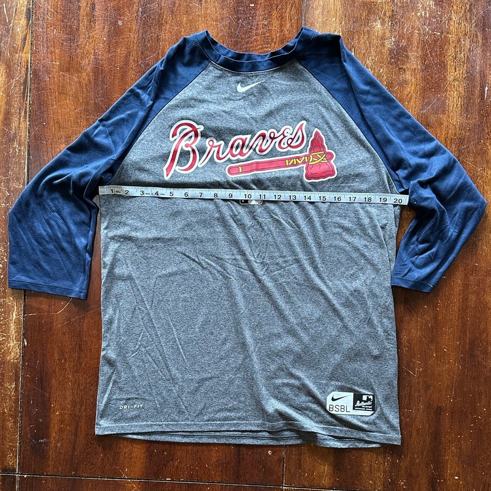 Nike dryfit Braves 3/4 Sleeve Shirt - Gray and Navy